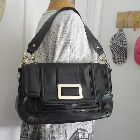 Banana Republic Leather Shoulder Bag - Picture 3 of 14